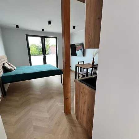 Laura Apartment *